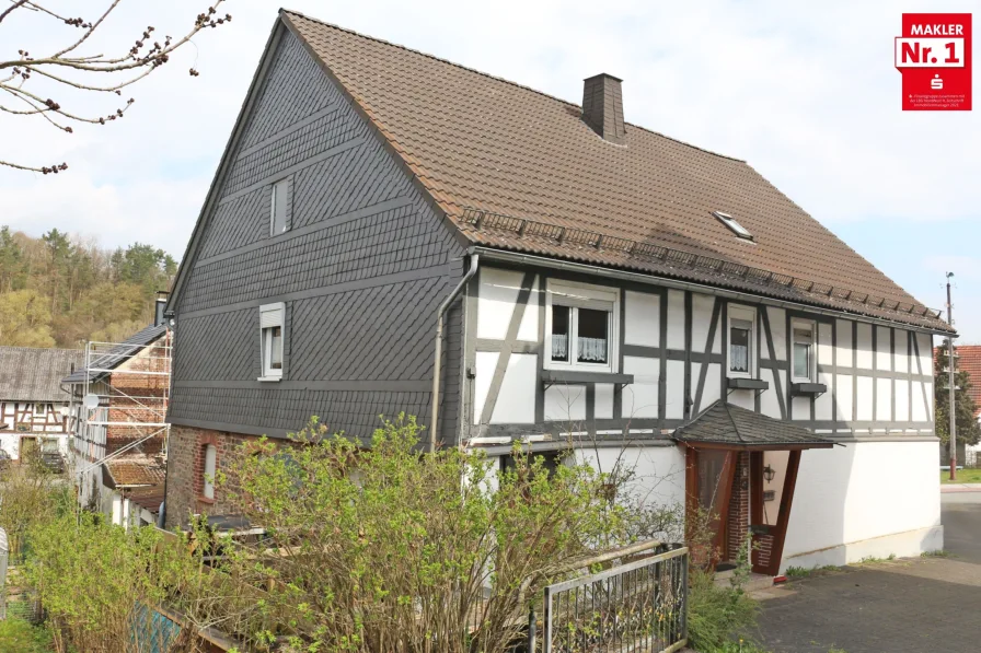 fio 2920043a Außenansicht - Expose - Haus kaufen in Allendorf - Idyllisch Wohnen in einer alten Mühle!Aktive Mühle im Ortskern von Somplar (Allendorf/Eder)