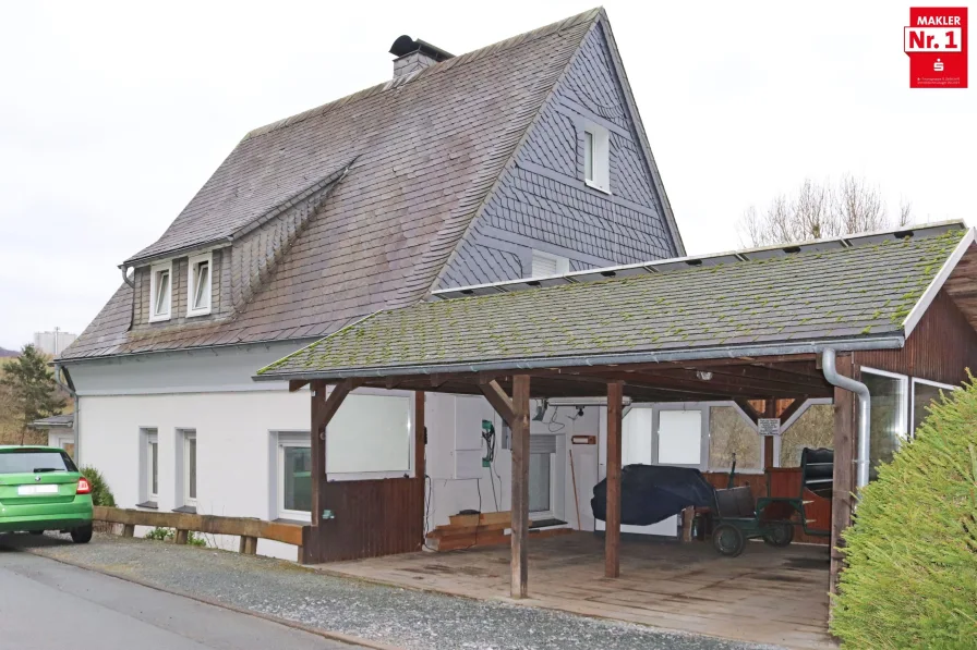 fio 2958014 - Haus kaufen in Olsberg - Tolle Gelegenheit für zwei Generationen!Geräumiges Zweifamilienhaus in Olsberg-Wulmeringhausen.