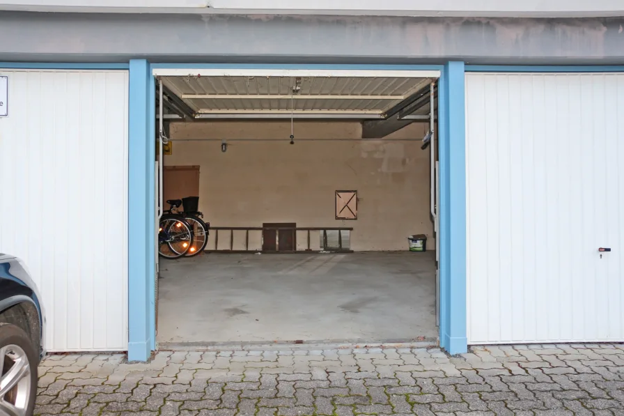 3021104b Garage