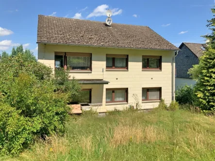 2966024 Exposé neu - Haus kaufen in Brilon - Viel Platz für eine große Familie! Ruhig gelegenes ZFH mit Potenzial in Brilon-Alme.