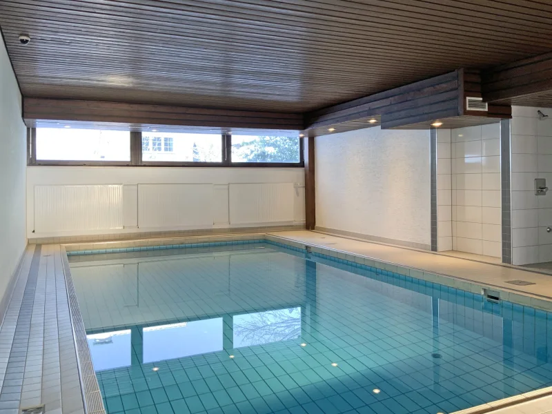 3034015d Schwimmbad und Sauna im Haus