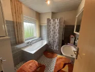 Badezimmer im OG 