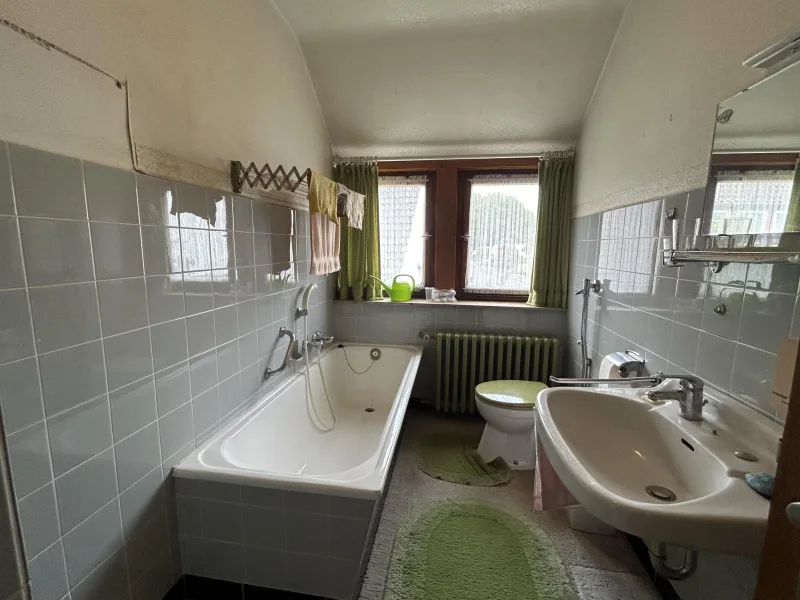 Badezimmer im Obergeschoss 