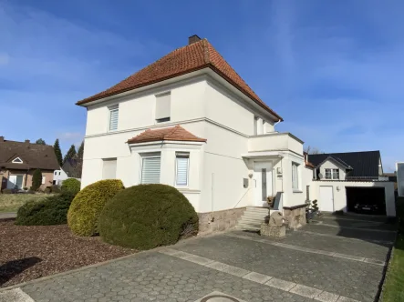 Straßenansicht - Haus kaufen in Bad Salzuflen - Charmantes Kaffeemühlenhaus zum Verlieben 