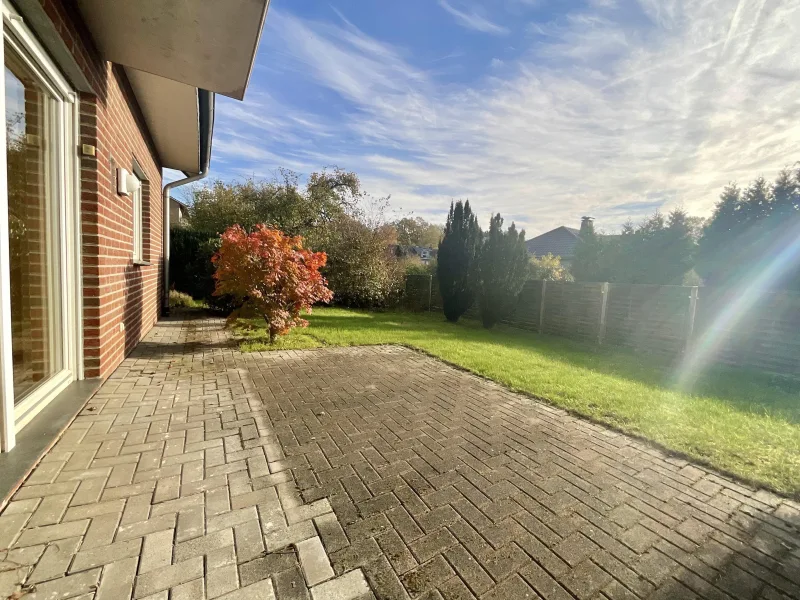 Terrasse mit Gartenzugang im Erdgeschoss