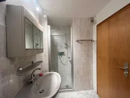 Innenliegendes Badezimmer im Souterrain