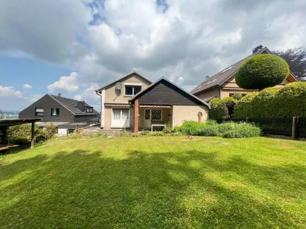 Garten - Haus kaufen in Menden - Seltenes Schmuckstück; Charmantes Haus mit traumhaftem Garten in bester Lager von Menden