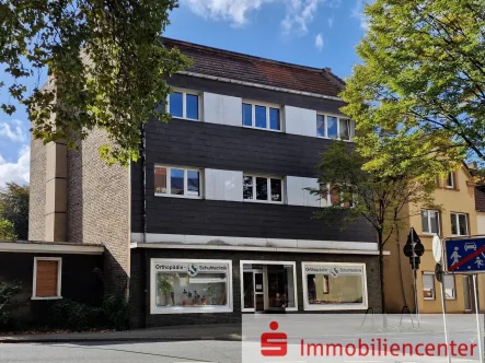 Straßenansicht - Haus kaufen in Recklinghausen - KAPITALANLAGE - Wohn- u. Geschäftshaus mit Garagen