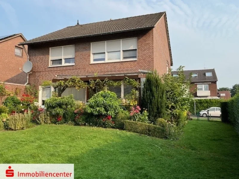 Rückansicht - Haus kaufen in Dorsten - Dieses Haus sucht einen neuen Eigentümer!