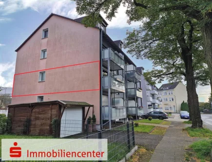 Titelbild - Wohnung kaufen in Recklinghausen - Modernisierte 2 1/2 Raum Wohnung mit Balkon