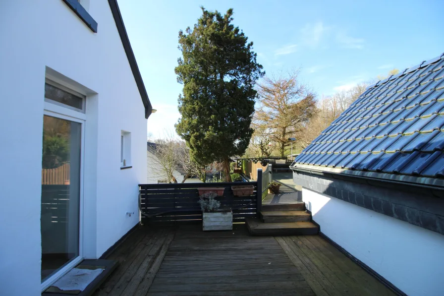 Terrasse Zugang Küche und Garten