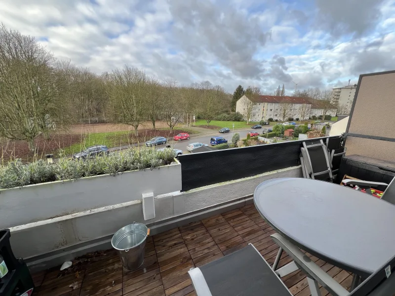 Balkon mit Blick ins Grüne