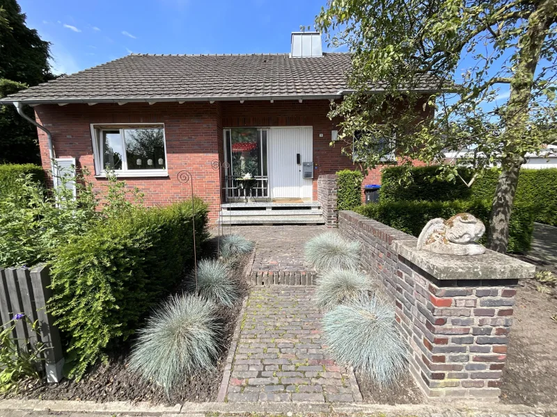 Vorderansicht - Haus kaufen in Rheine -  Charmant, mit idyllischem Garten