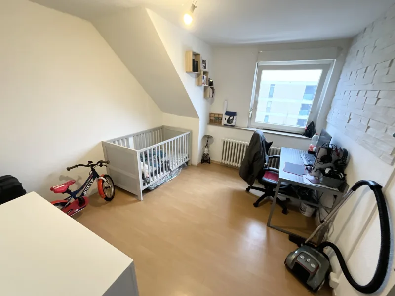 Zimmer Dachgeschosswohnung