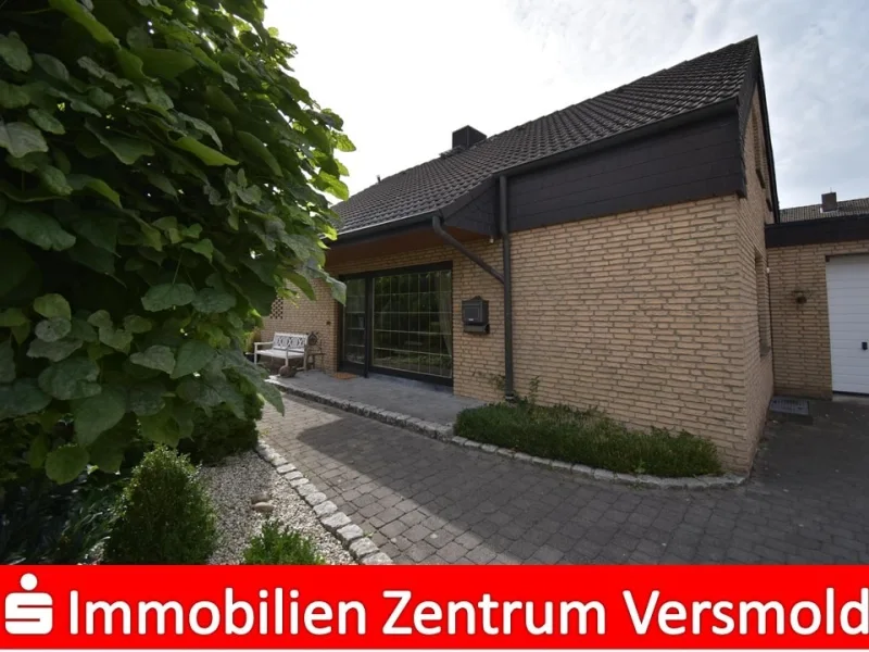 Hauseingang - Haus kaufen in Versmold - Gepflegtes Einfamilienhaus im Versmolder Ortsteil Loxten