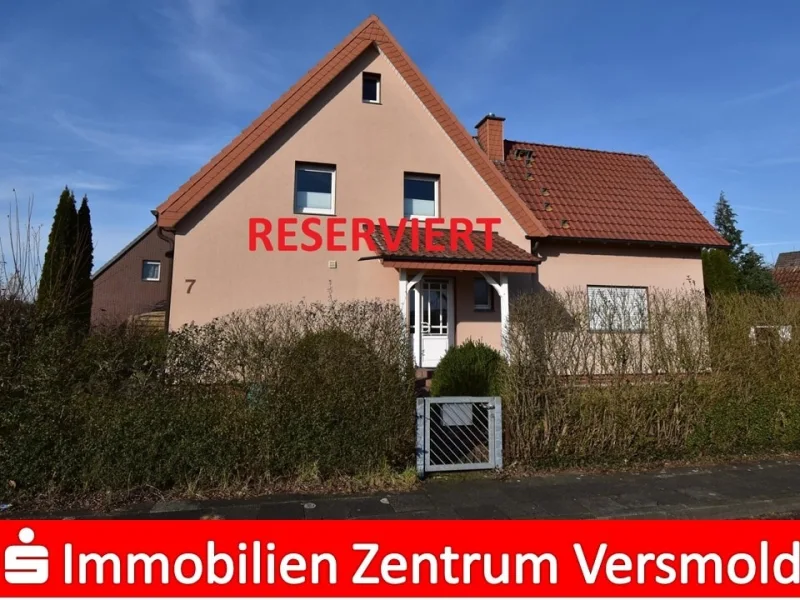 Außenansicht - Haus kaufen in Versmold - Doppelhaushälfte in Siedlungsrandlage