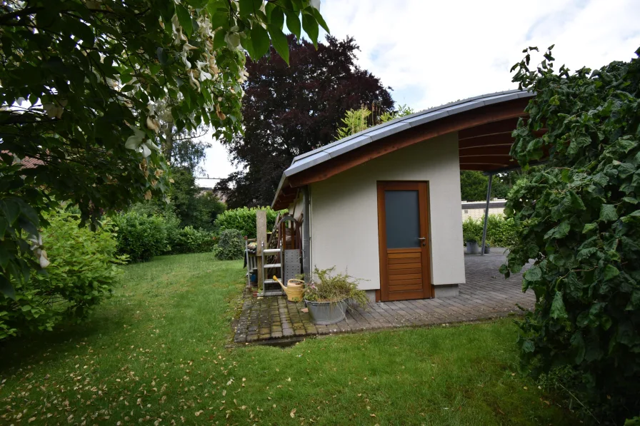 Carport mit Geräteraum