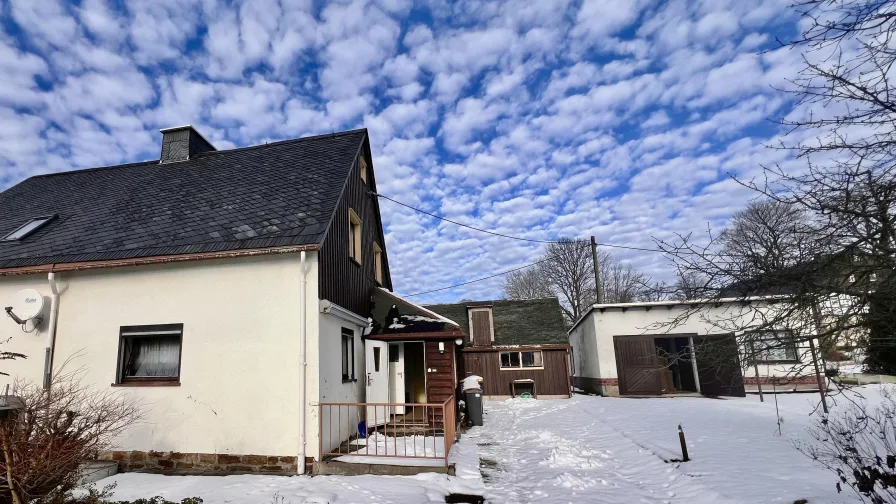 Im Winter - Haus kaufen in Lengefeld - Schon das Gründstück ist ein kleines Paradies 