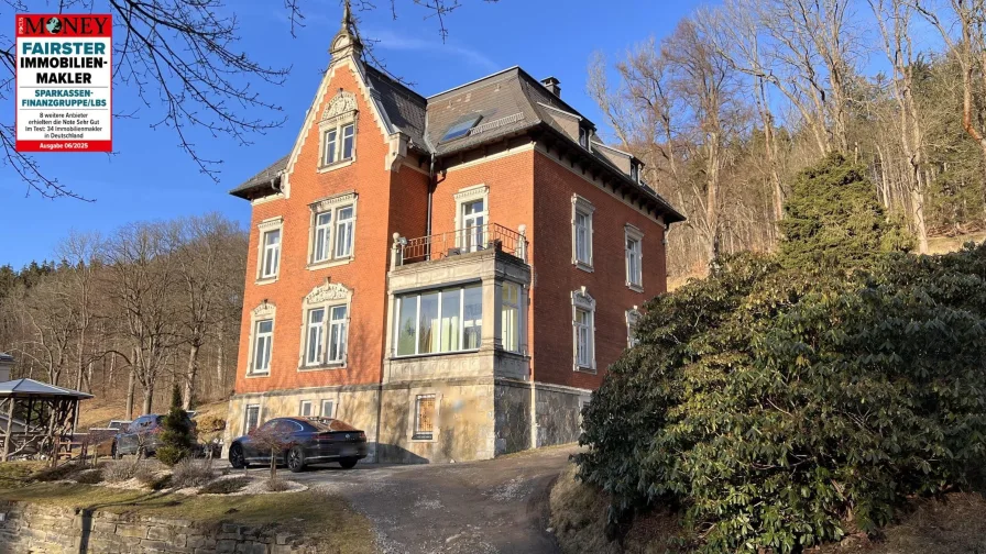 Hausansicht - Haus kaufen in Marienberg - Liebhaberstück - elegante Villa 