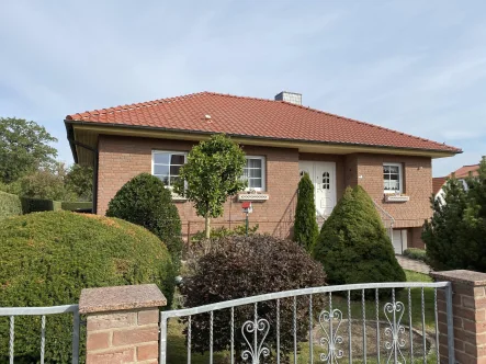Hausansicht - Haus kaufen in Schwanebeck - Ein Wohntraum wird wahr