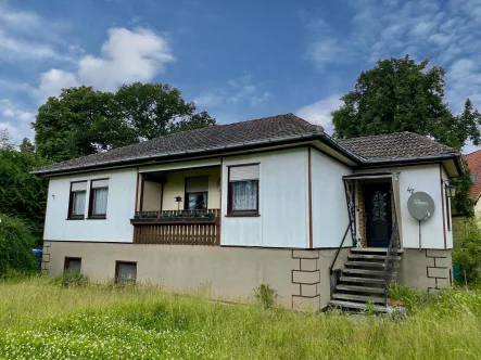 Hausansicht - Haus kaufen in Osterwieck - Wohnen auf einer Ebene