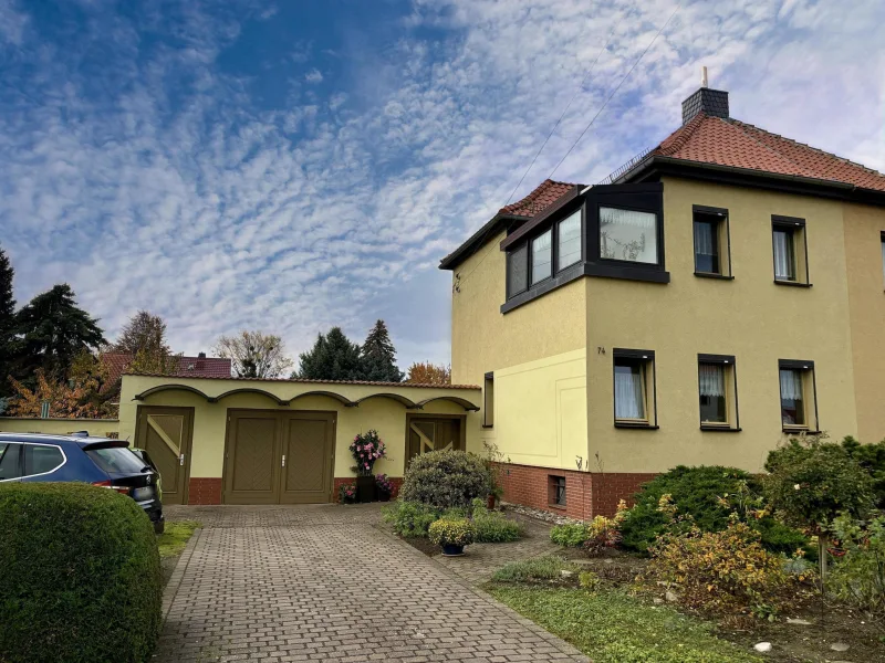 Hausansicht - Haus kaufen in Halberstadt - Einfamilienhaus mit zeitgemäßer Eleganz