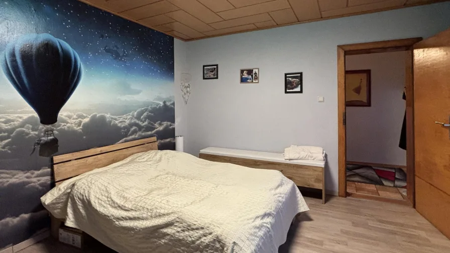 Erdgeschoss Schlafzimmer