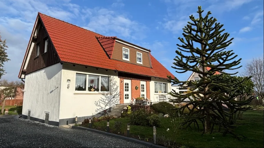 Außenansicht - Haus kaufen in Harzgerode - Familienidyll mit großem Garten