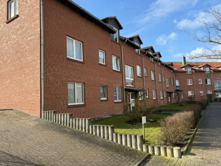 Außenansicht - Wohnung kaufen in Halberstadt - Sonnige großzügige Dachterrasse