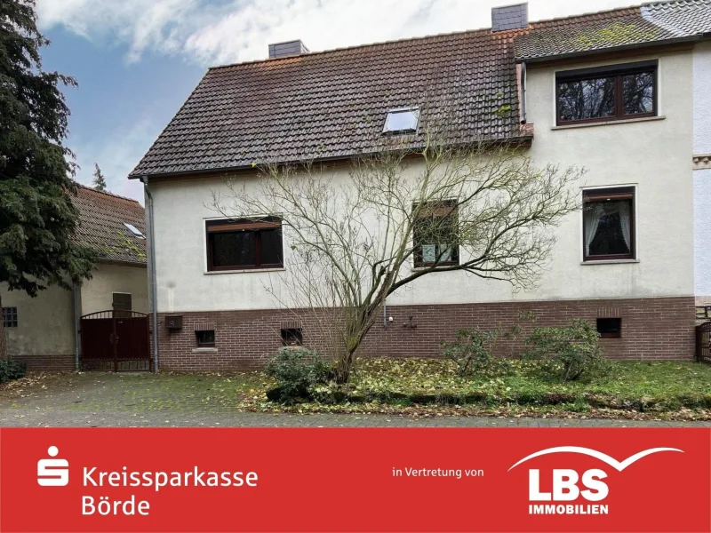 Straßenansicht - Haus kaufen in Sommersdorf - Viel Platz zum Wohnen und Leben!