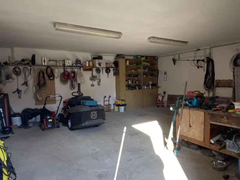 Garagen