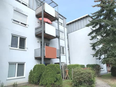 Gartenansicht - Wohnung kaufen in Hartha - 2-Raum ETW mit Gartenterrasse im EG