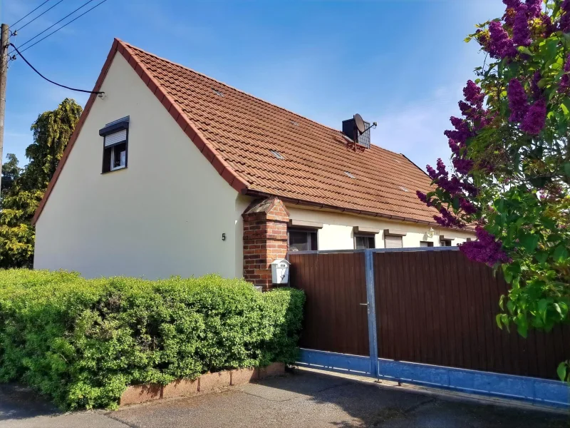 Haus mit Zufahrt - Haus kaufen in Bismark - Familien-Idylle im Fachwerkhaus nahe Stendal