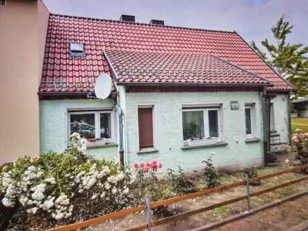 Einfamilienhaus - Haus kaufen in Tangerhütte - Kleines Haus mit Blick auf die Elbe