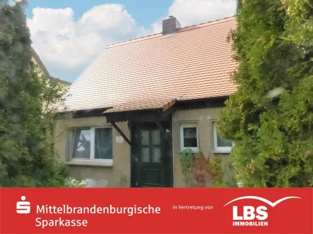 Straßenansicht - Haus kaufen in Wandlitz - Genießen Sie Ihr neues Zuhause in Basdorf!