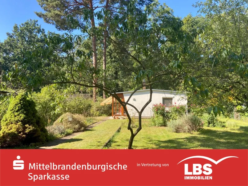Grundstück mit Bungalow - Grundstück kaufen in Michendorf - Idyllisches Bauland am Waldrand, mit Bungalow!