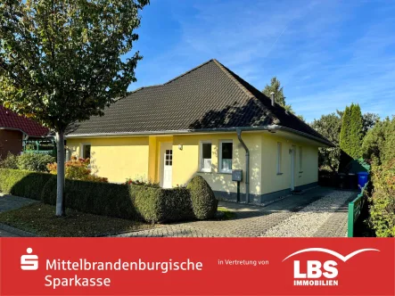 Gepflegter Bungalow - Haus kaufen in Potsdam - Zentrumsnah und ruhig: Ein Bungalow zum Verlieben!