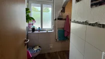 Badezimmer-Wohnung rechts EG