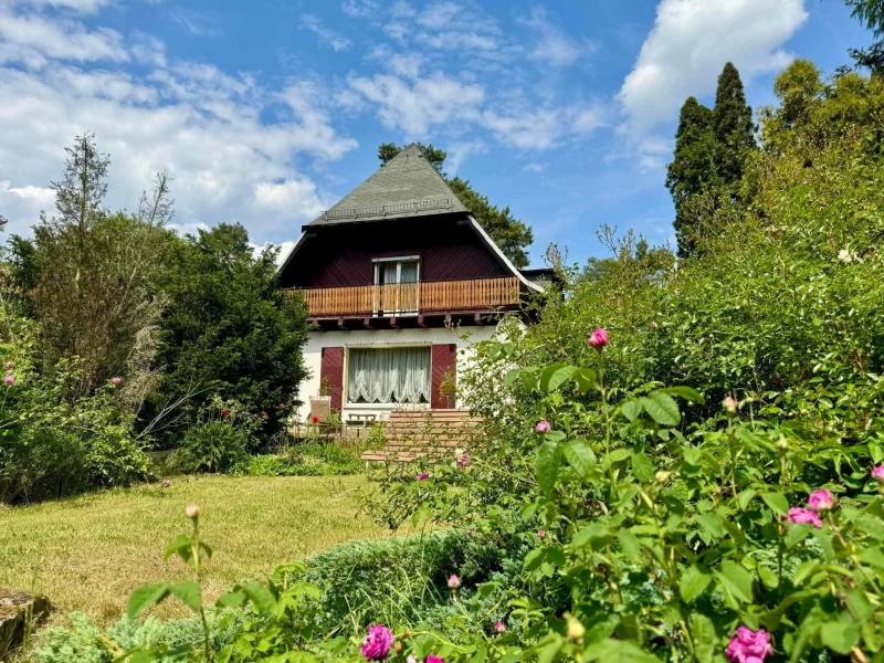 Familiendomizil im Rosengarten