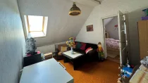 wei. Schlafzimmer OG