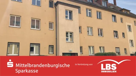 Frontansicht - Wohnung kaufen in Berlin - Vermietete 1-Zimmer-Wohnung in Spandau