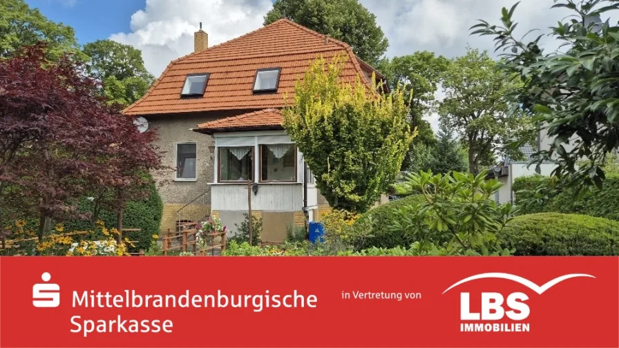 Gartenansicht - Haus kaufen in Birkenwerder - Charmanter Altbau in guter Wohnlage!