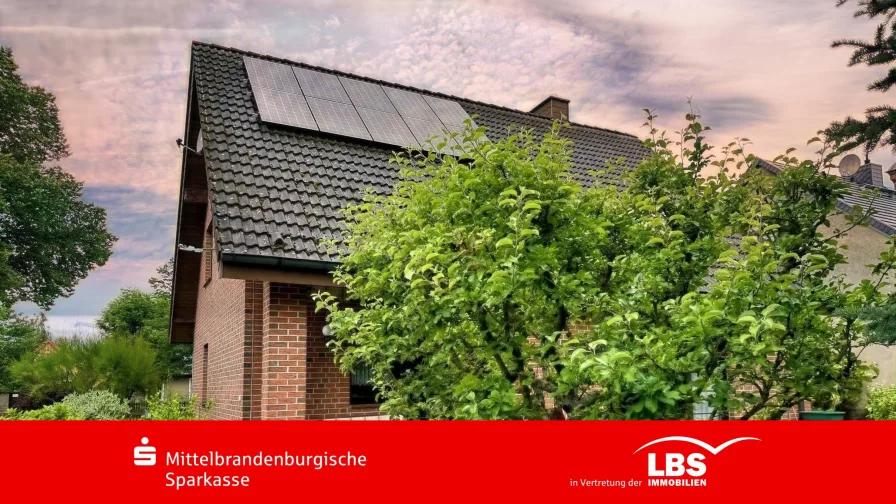 Ansicht von hinten - Haus kaufen in Zehdenick - Wohlfühloase mit perfektem Waldblick