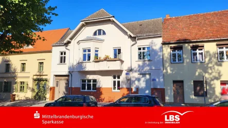 Frontansicht - Haus kaufen in Treuenbrietzen - Kapitalanlage mit Selbstnutzerpotenzial