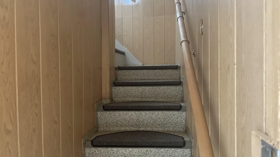 Treppe ins OG