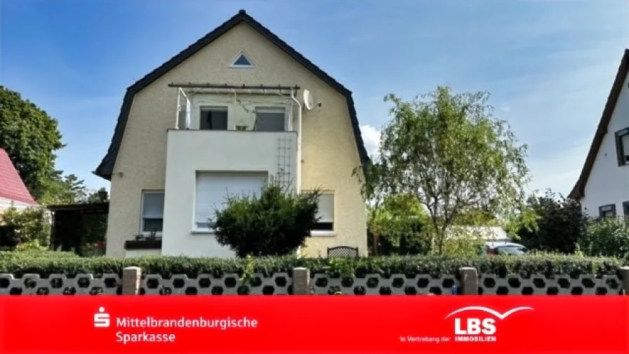 Straßenansicht Haus - Haus kaufen in Schulzendorf - Ein Zuhause voller Möglichkeiten