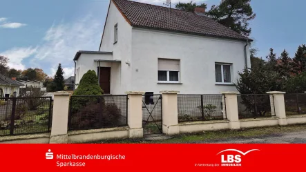 Herzlich Willkommen!! - Haus kaufen in Luckenwalde - Teilsaniertes EFH oder ZFH am Stadtrand