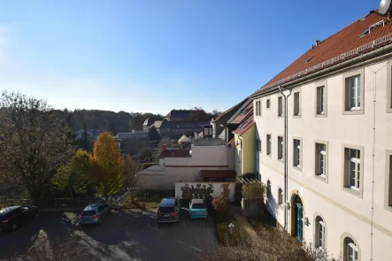  - Wohnung mieten in Königsbrück - Schöne und großzügige 3-Raum-Wohnung direkt am Markt 