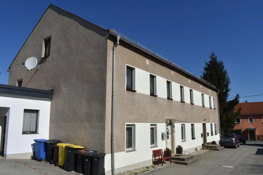 Außenansicht - Wohnung kaufen in Ottendorf-Okrilla - Wohnen in ruhiger und zentraler Lage 