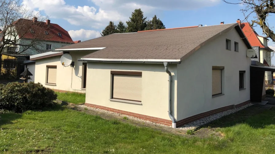 Ansicht - Haus kaufen in Neustadt - Zentral wohnen und die Ruhe genießen